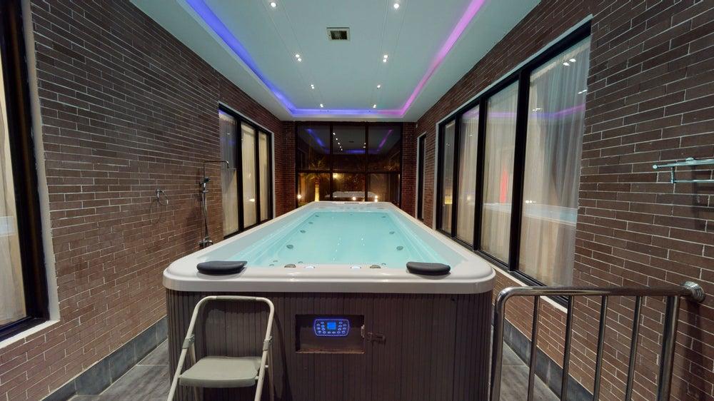 شاليه بتصميم رائع و جاكوزى | 528 الصورة الأساسية