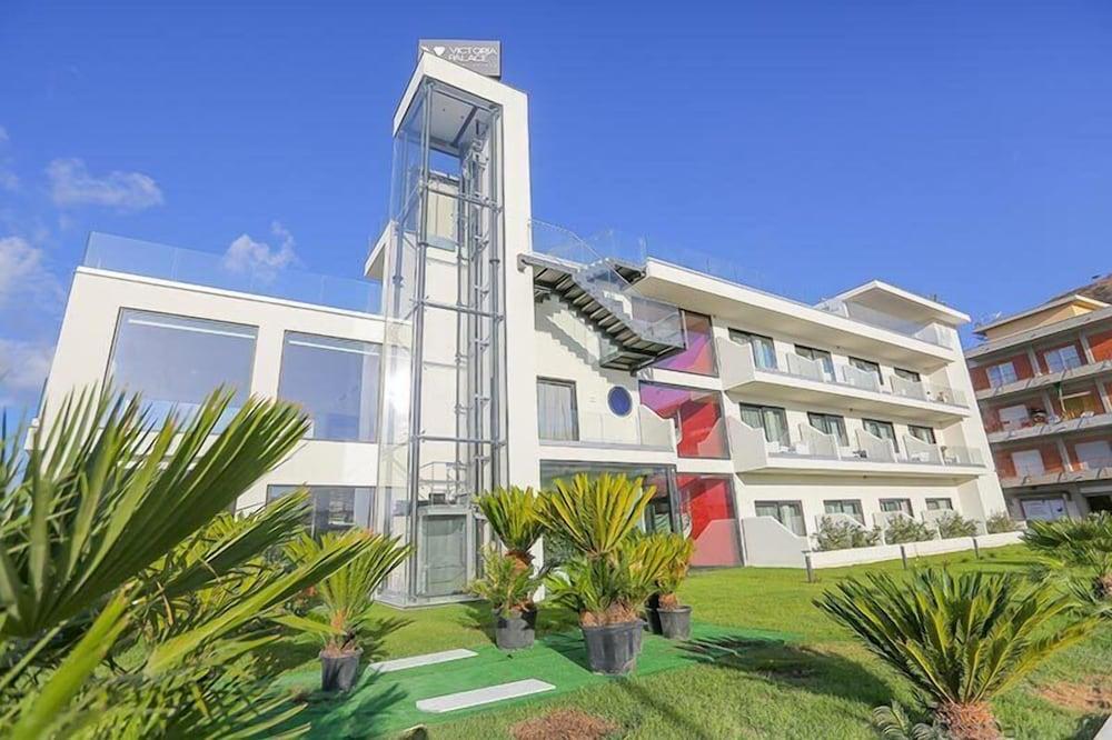 Hotel Victoria Palace