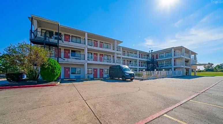 أو واي أو هوتل هيوستن همبل آي إيه أيربورت هايواي 59