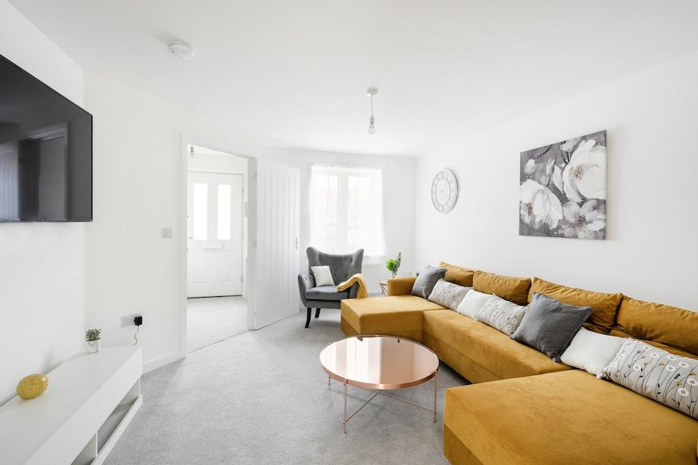 Fortified Three Bedroom Home Bristol