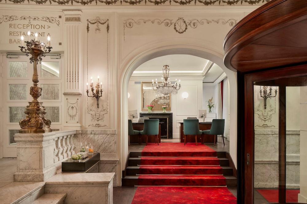 فندق تيفولي دولين في أمستردام المنطقة الخارجية