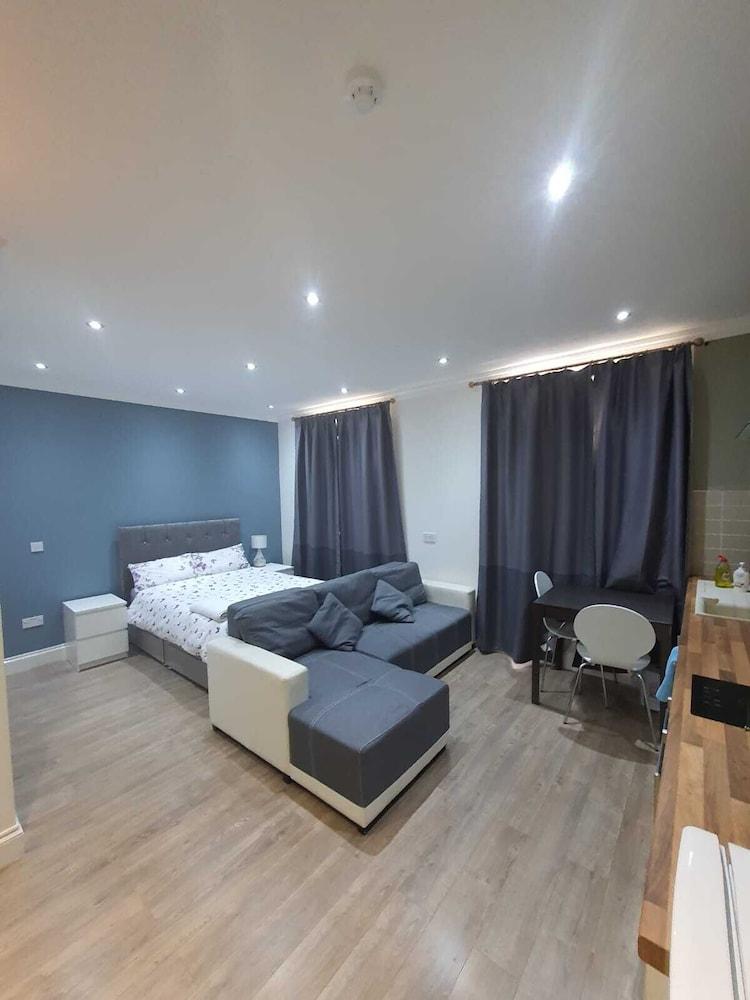 Apartment in Kingcross With Historical Highlights Room