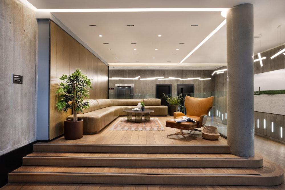 Native Bankside Reception