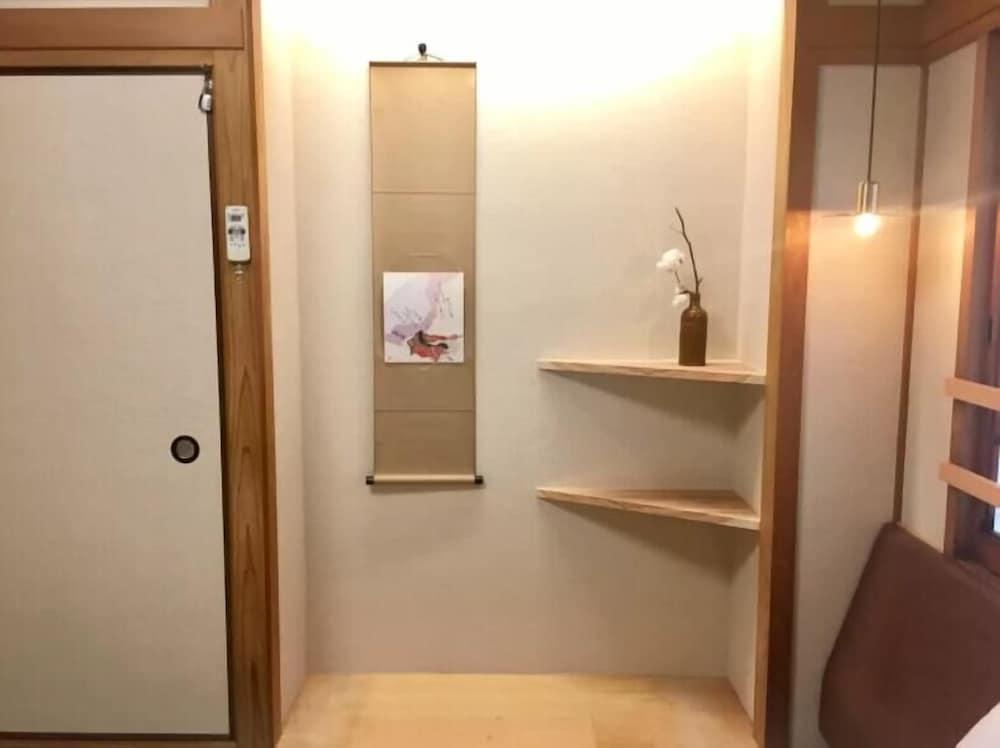 Color Nipponbashi Room