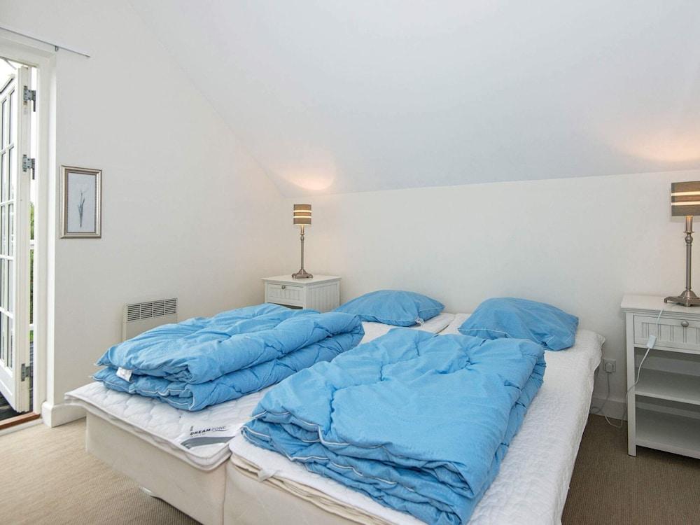 8 بيرسون هوليداي هوم إن جيرن -باي تراوم داخلي