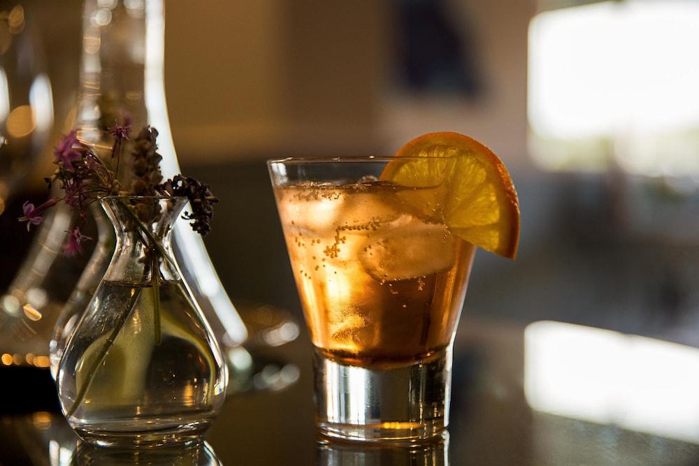 بست ويسترن سانكتشواري إن الردهة