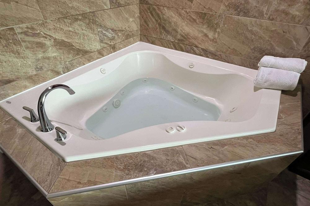 بايمونت باي ويندام مانتيكا