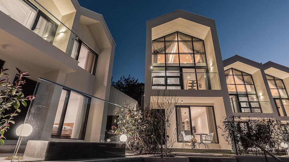 ألبيسينت بول فيلا