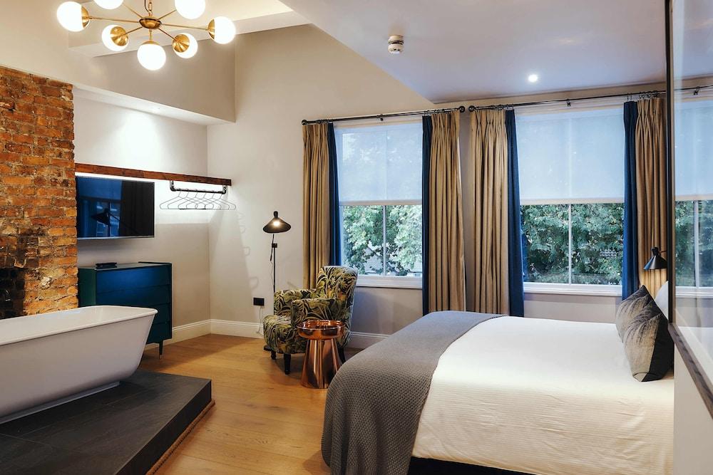 ذا براونزوود