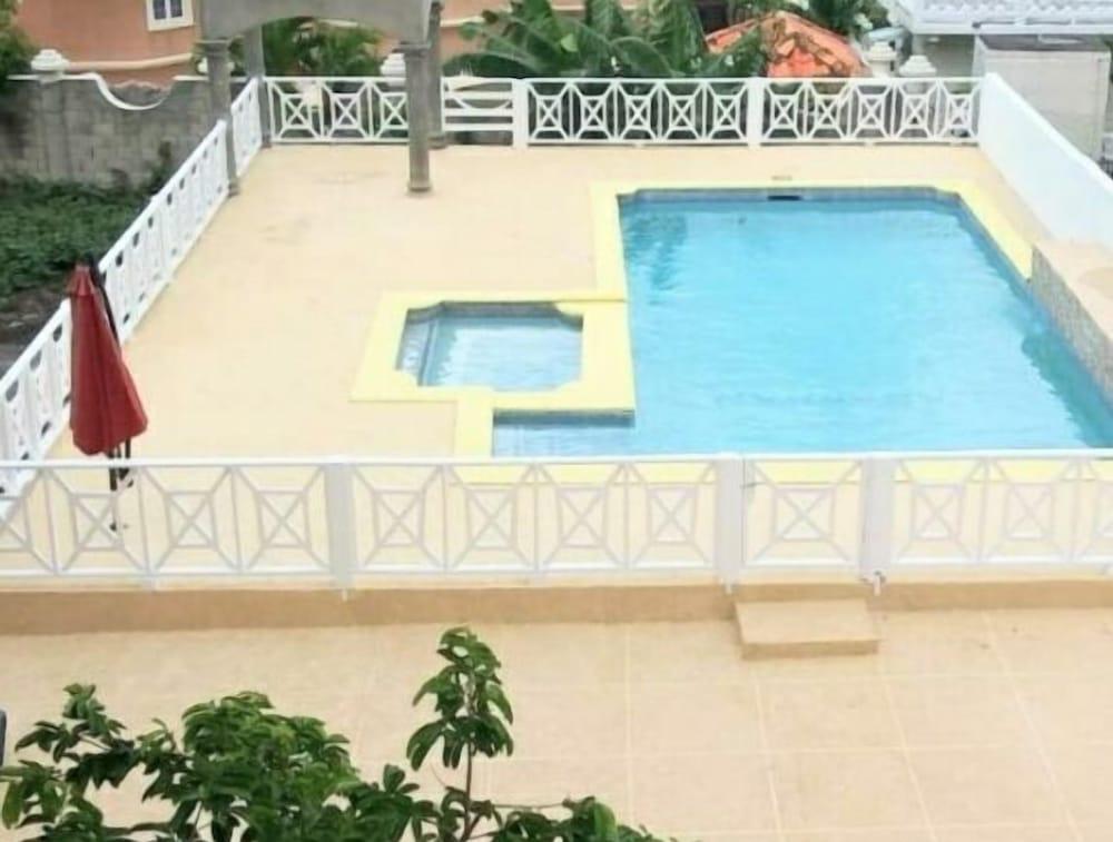 Lagardan Ocean View Exterior