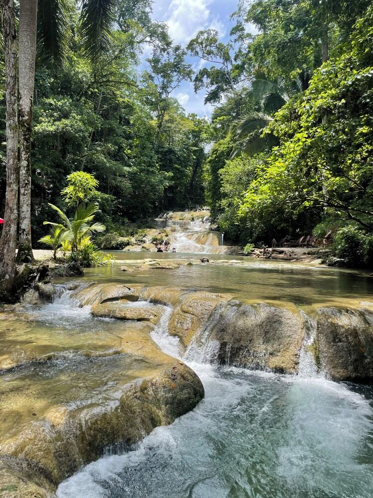 هوتل بوسادا دي دون ألونسو المنطقة الخارجية
