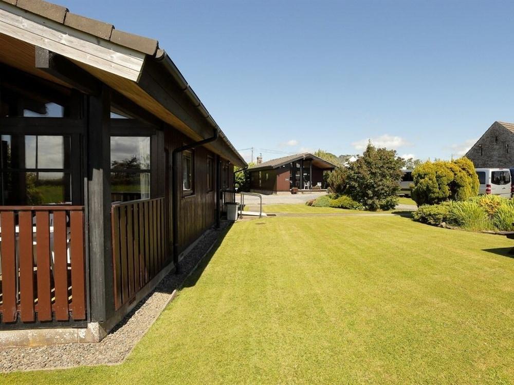 Green View Lodges Exterior