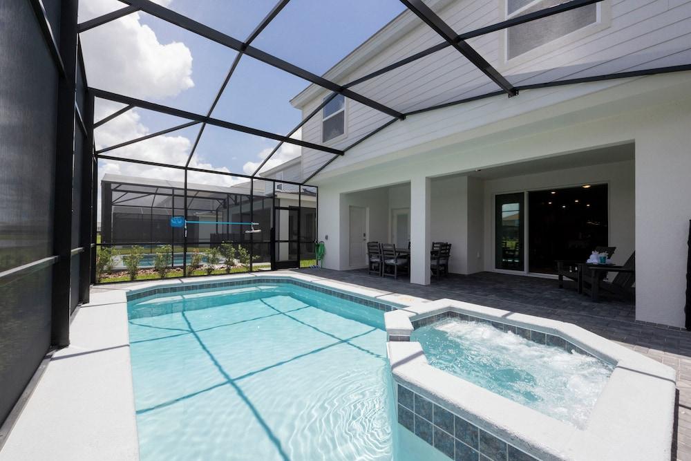 ستونينج 6 د د دبو بول نير ديزني سولتيرا 7211 غرفة