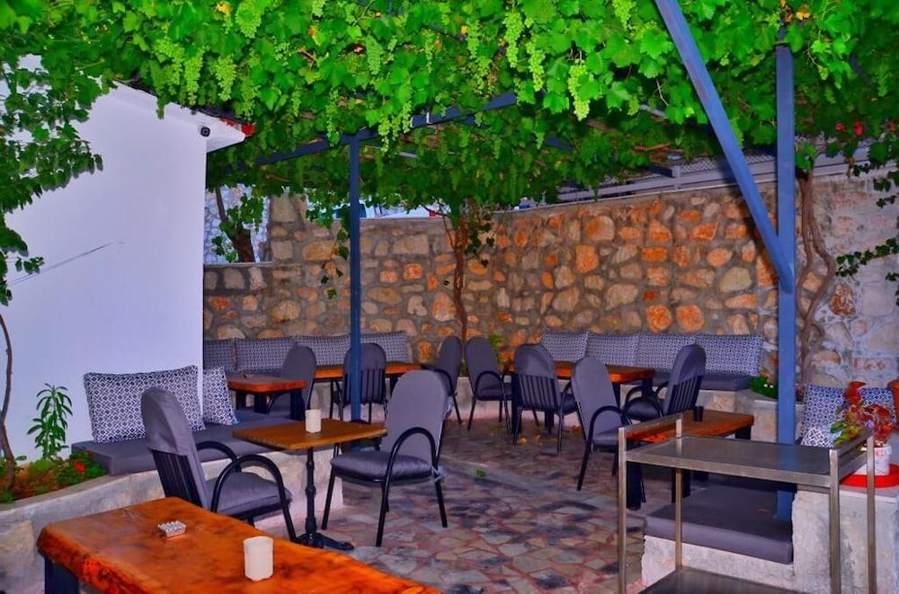 فاديسو أبارت هوتل الصورة الأساسية