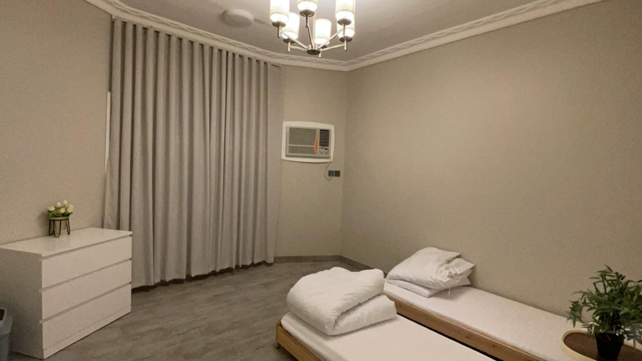 شاليه بتصميم أنيق وألعاب مائية | 5575 غرفة نوم
