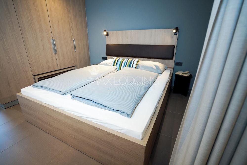 Max Lodging GmbH & Co KG Room