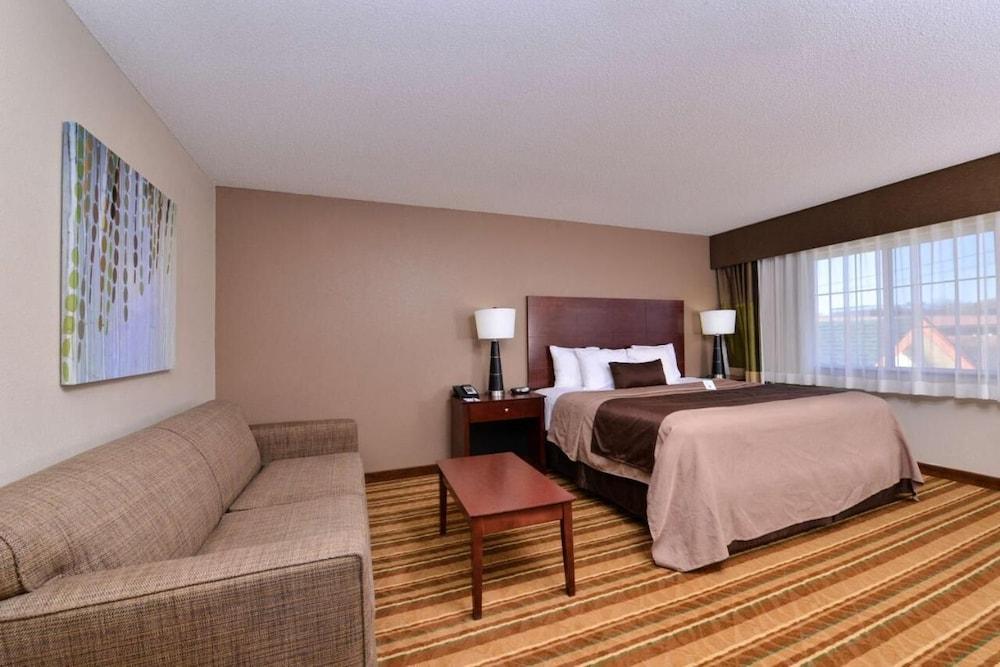 Old Mill Inn Room