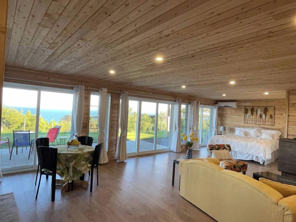 A Unique Loft to Travel Back in Time Interior