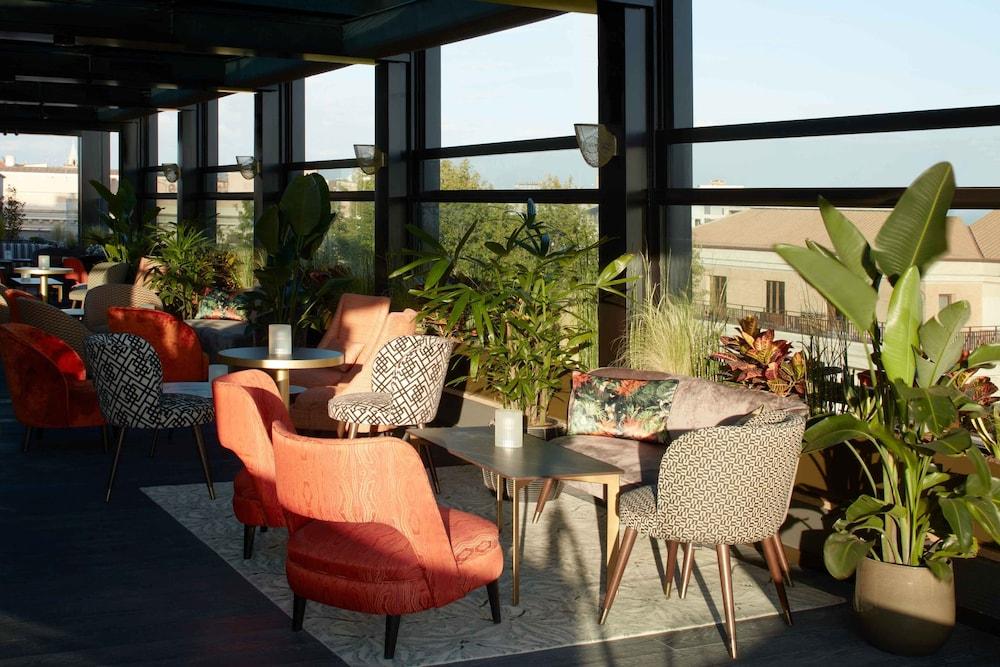 InterContinental Rome Ambasciatori Palace by IHG Exterior