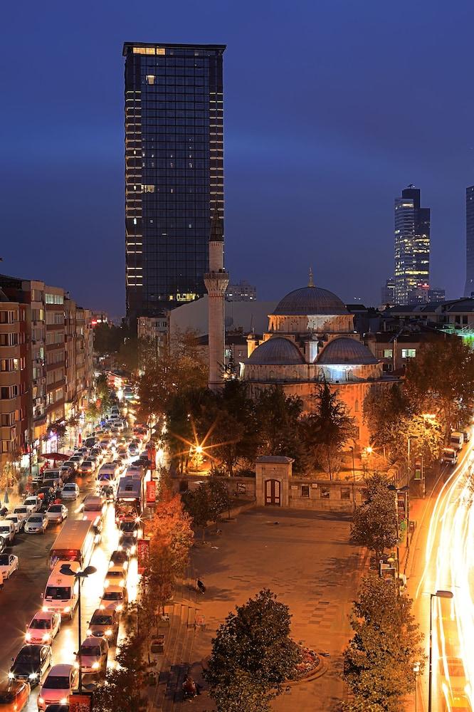 إسطنبول ماريوت هوتل سيسلي منظر من الجو