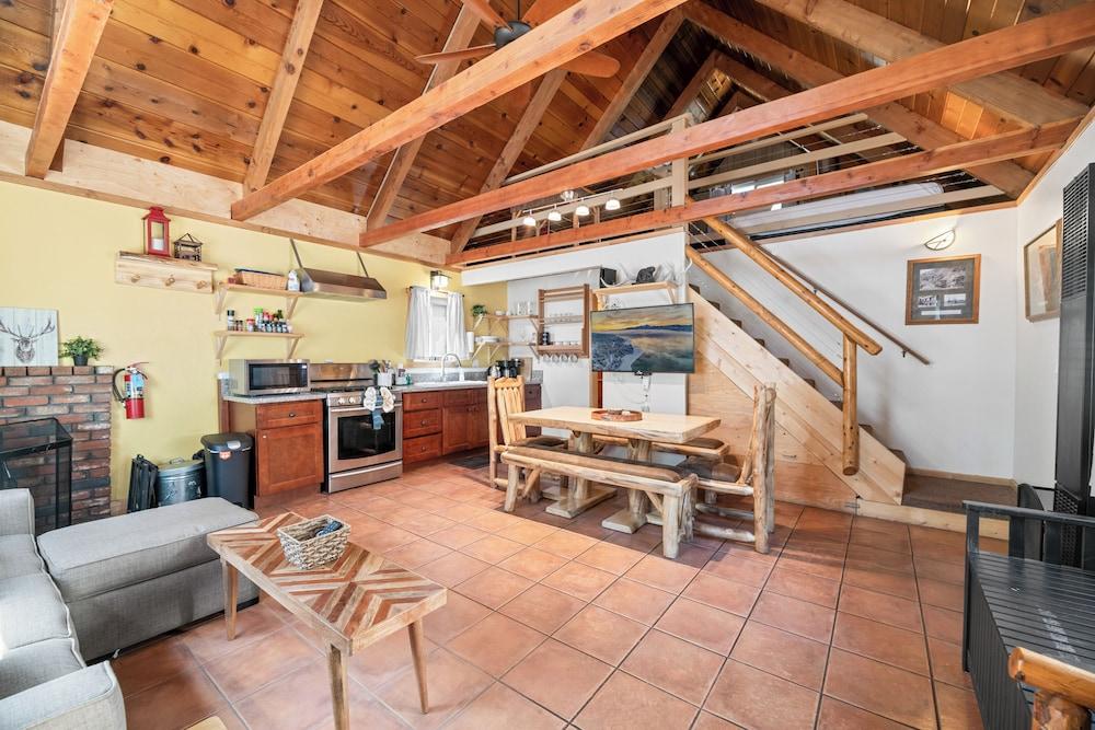 كابين كومفرت منطقة المعيشة