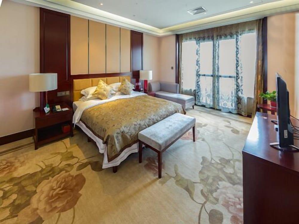 Shenghao Seasons Hotel