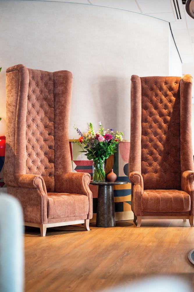 ليوناردو هوتل هينجيلو سيتي سنتر الردهة