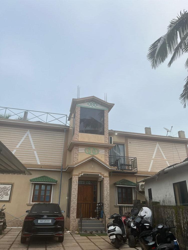 La Sea Vue Goa Exterior