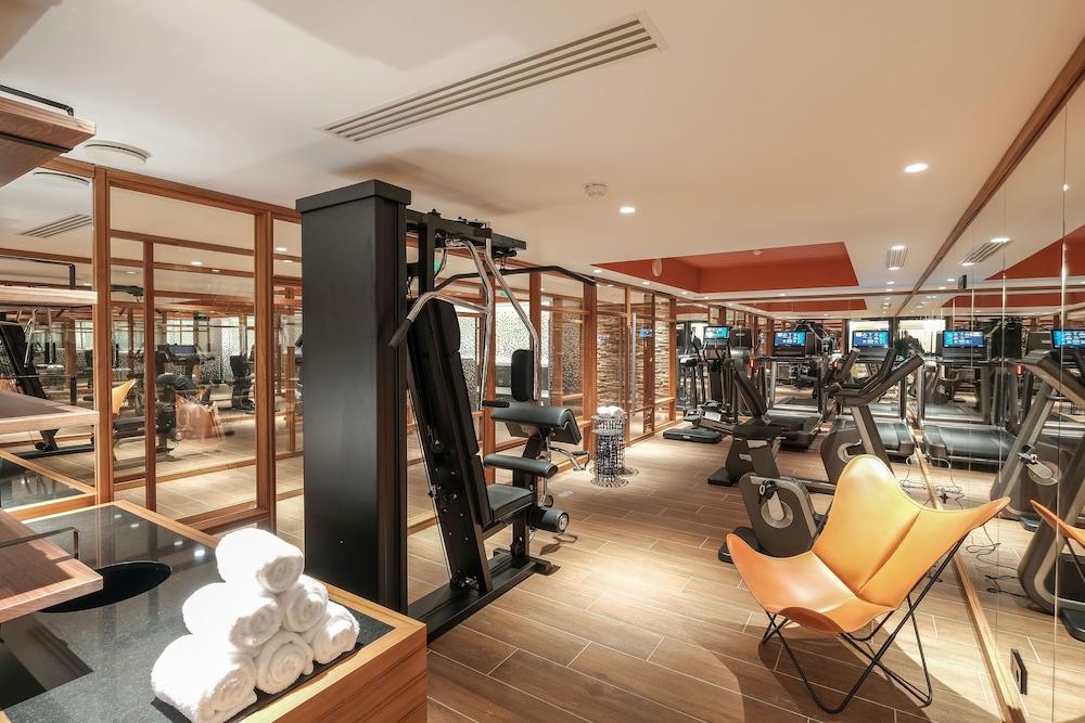 رينيسانس باريس ريبابليك هوتل مرفق اللياقة البدنية