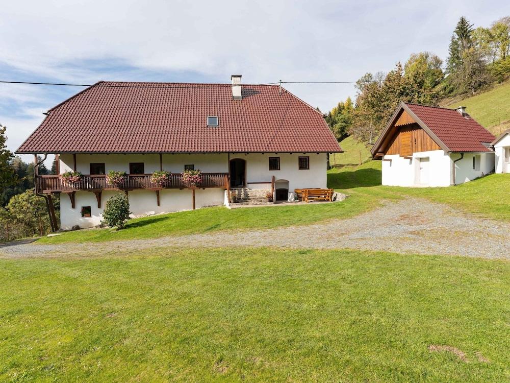 Chalet in Eberstein Near Saualpe Ski