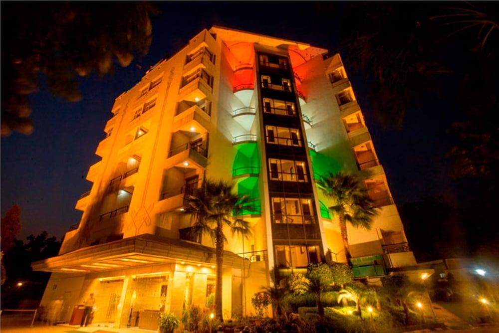 ريجينتا أوركوز هاريدوور