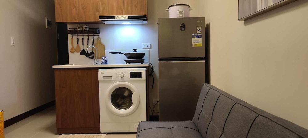 Condo in Lapu-lapu Near Airport w Free Parking Interior