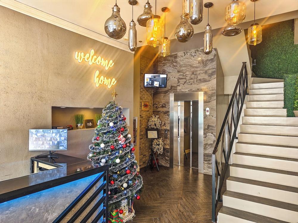 Voss Condominium Lobby