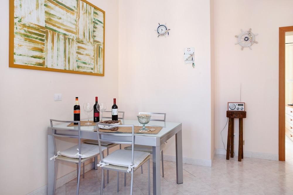 أدريانا كاسا فاكانزي وان بدروم أبارتمنت داخلي