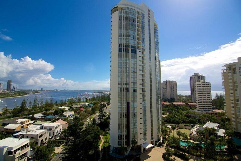 Ocean Sands Resort Exterior