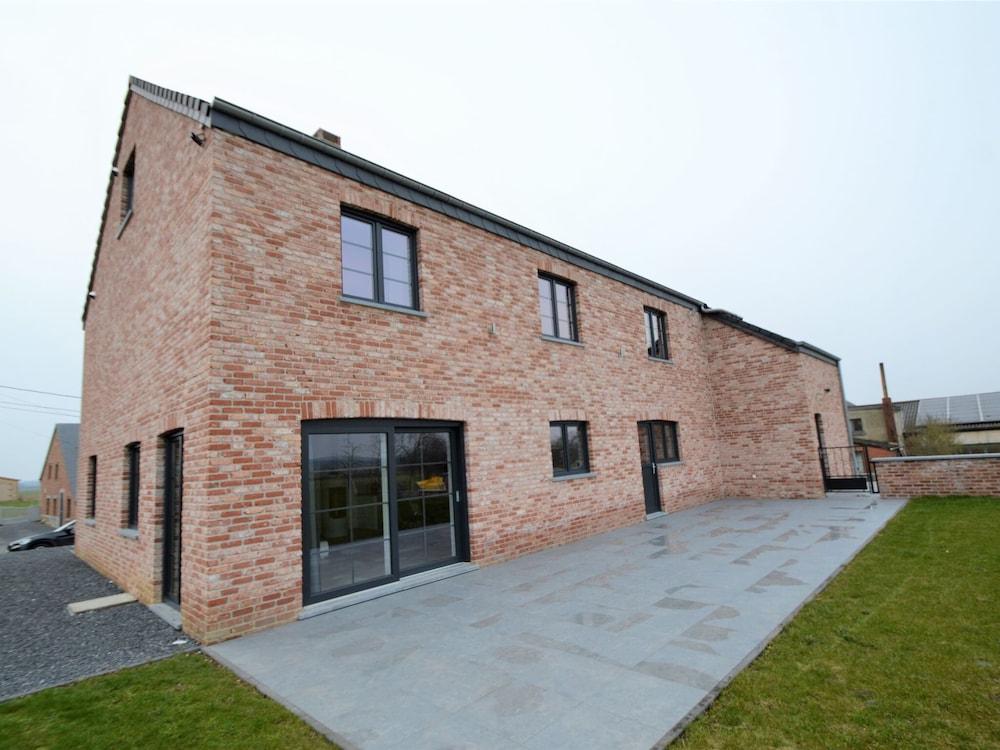Holiday Home in Beauraing With Fenced Garden
