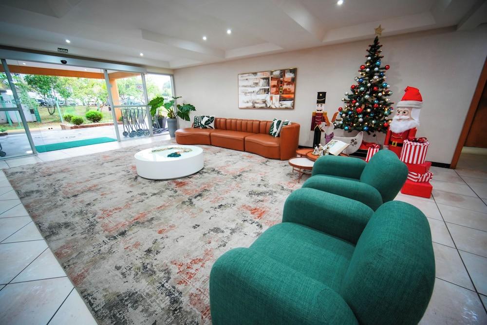 فندق ناسيونال إن سوروكابا منطقة الاستقبال