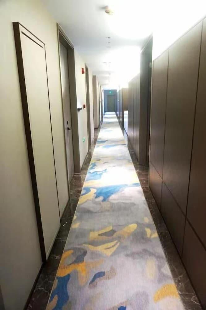 Minqing Qiyuan Hotel Interior