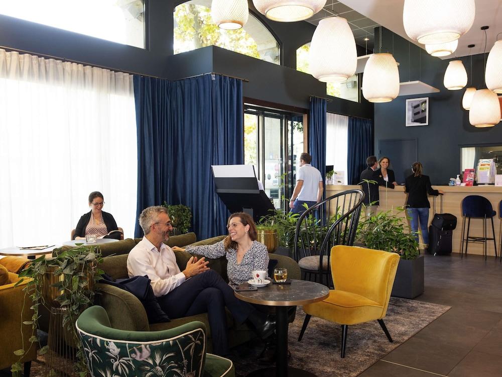 Aparthotel Adagio Lyon Patio Confluence Exterior