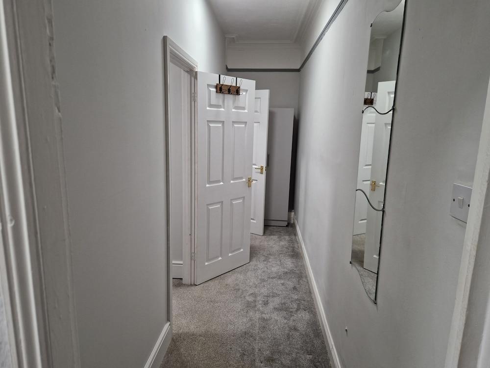 Birtley's Amethyst, 3 Bedroom Apt ,sleeps 6 Guest Interior