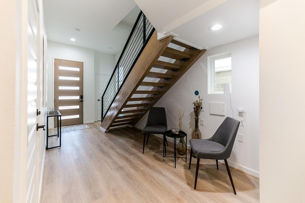 Htown Lodge Interior Entrance