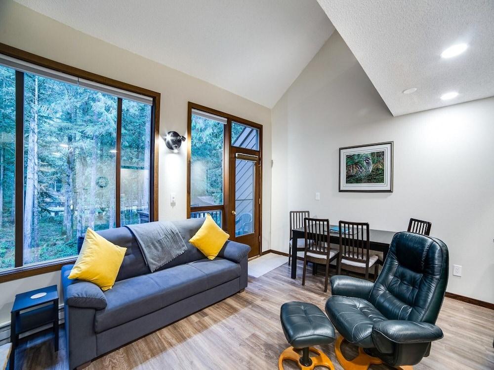 Mt Baker Lodging Condo 68 - Sleeps 4