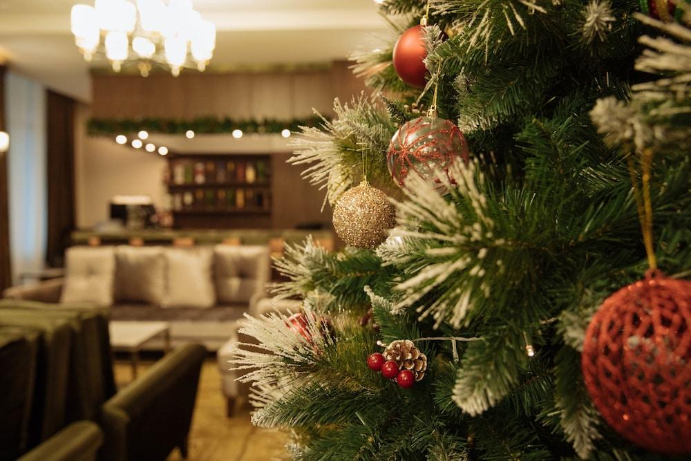 جاردن بارك إن داخلي