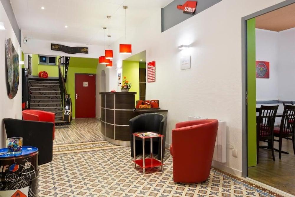 Enzo Hotels Contrexéville