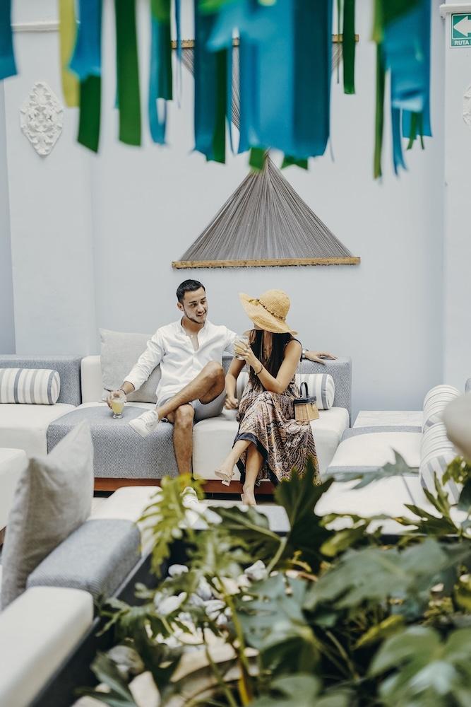 بيدرا دو أجوا هوتل بوتيك ميريدا منطقة الجلوس في الردهة