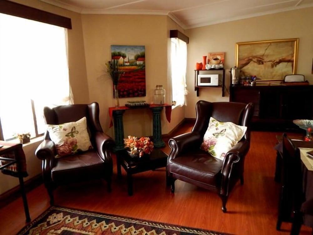 Oak Rest Guesthouse Interior