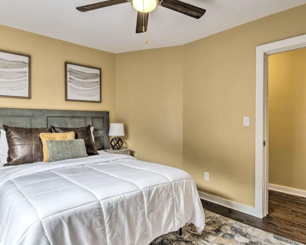 إيربان تشيك تاون هوم نير داون تاون غرفة