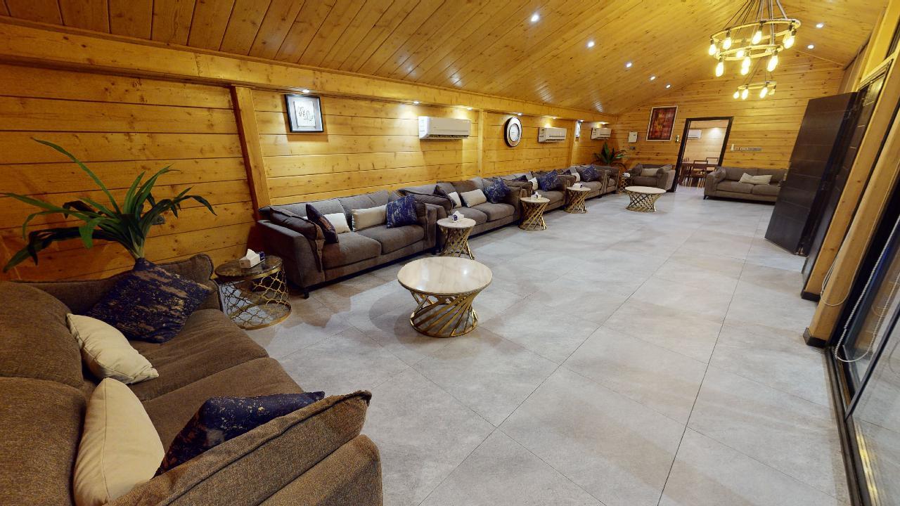 Attractive Chalet with Pool | 297