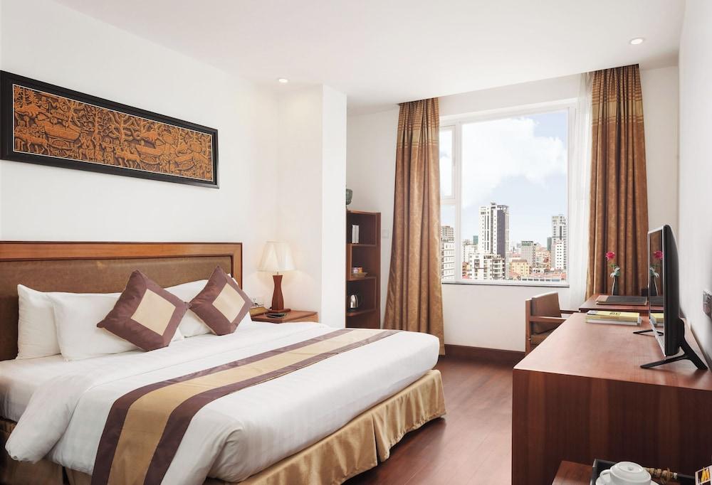 بنوم بنه كاتاري هوتل