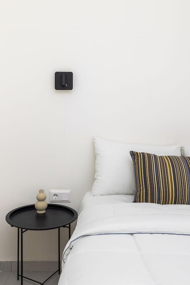 Soho Harbor by halu! Interior Detail